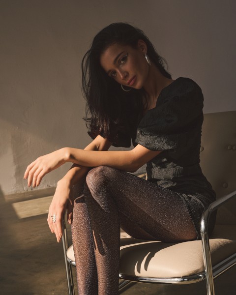 Gabriella - Spīdīgas zeķubikses ar Lurex efektu, 20 den